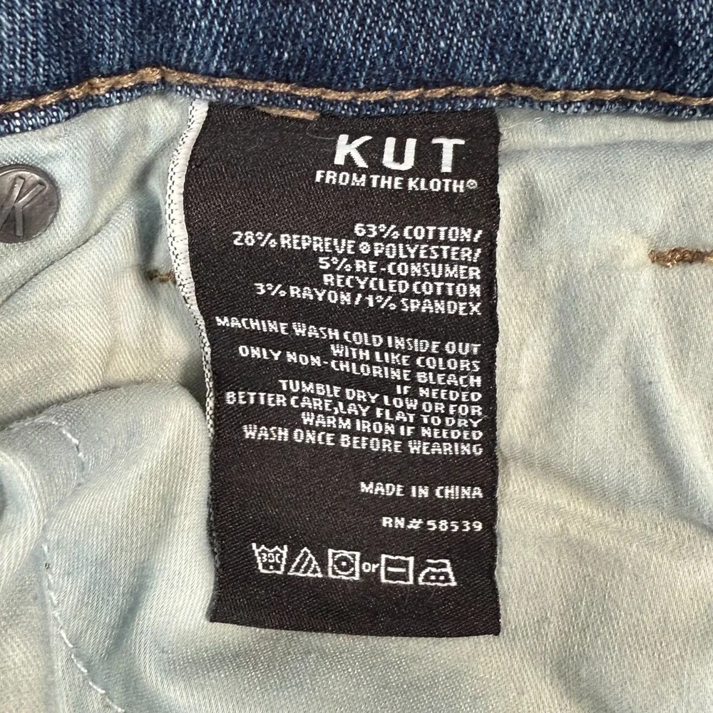 Kut Women's Size 2‎ (28 x 26) Raw Hem Blue Denim Jeans
